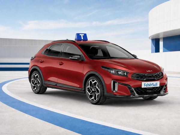 KIA XCeed oktatóautó - Grozman Andrea